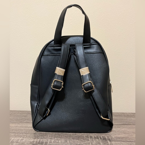 Stylish Vegan Fashion Brand Boutique Black Backpack Purse NWOT - Picture 3 of 6